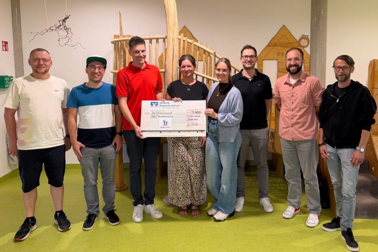 3.000 Euro für die Kinder der Kita Brunnenwiese